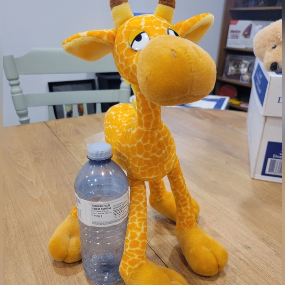 Creature comforts giraffe stuffy - Picture 3 of 6
